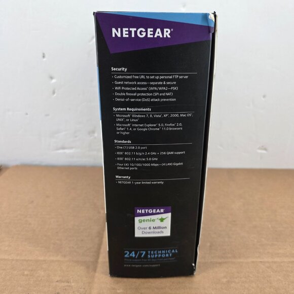 NETGEAR Nighthawk AC1900 WiFi DOCSIS 3.0 Cable Modem Router (C7000) - Picture 3 of 7